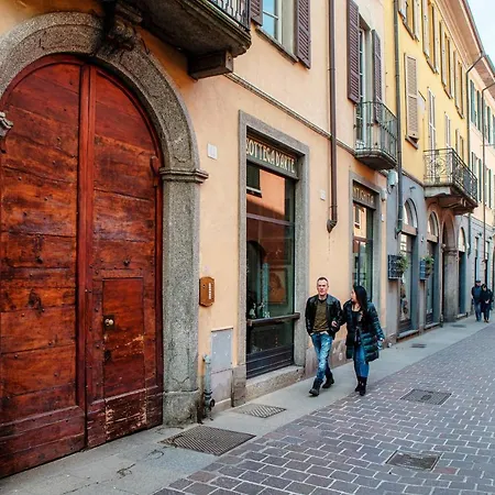 Shades Of - Blue Como